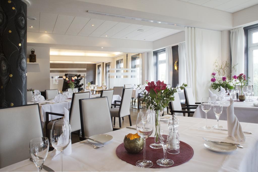 Hafenhotel Pommernyacht Ueckermünde Exteriér fotografie