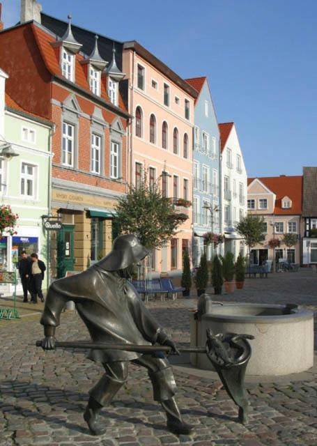 Hafenhotel Pommernyacht Ueckermünde Exteriér fotografie
